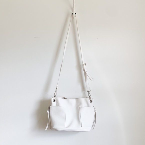 Steve Madden BKOLTT HOBO BAG White Vegan Leather Crossbody Bag - Picture 2 of 16